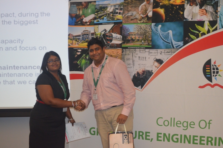 2013-gallery - DSC_0022.jpg